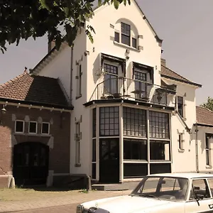 Bed & Breakfast Het Spoorhuis ****