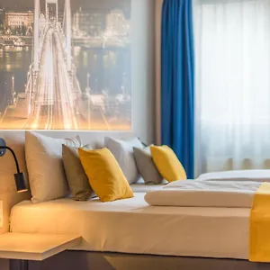 **** Hotel Impulso Fashion Hungria